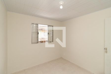 Quarto de casa para alugar com 3 quartos, 200m² em Vila Nilo, São Paulo