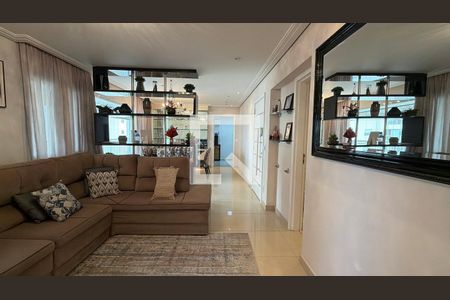 Apartamento à venda com 3 quartos, 157m² em Água Rasa, São Paulo