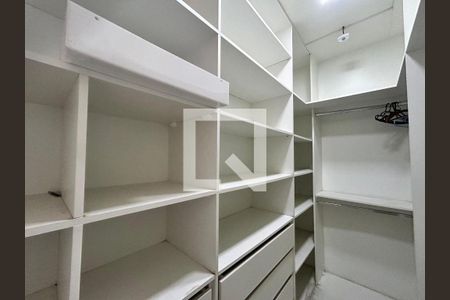Apartamento à venda com 2 quartos, 68m² em Camorim, Rio de Janeiro