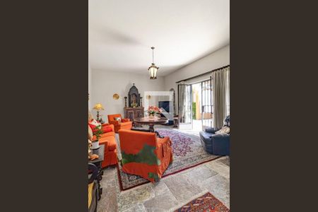 Casa à venda com 4 quartos, 460m² em Alto de Pinheiros, São Paulo