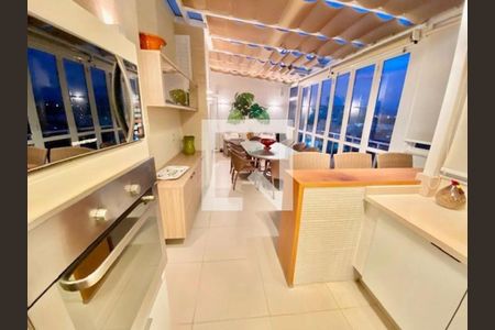 Apartamento à venda com 4 quartos, 300m² em Barra da Tijuca, Rio de Janeiro