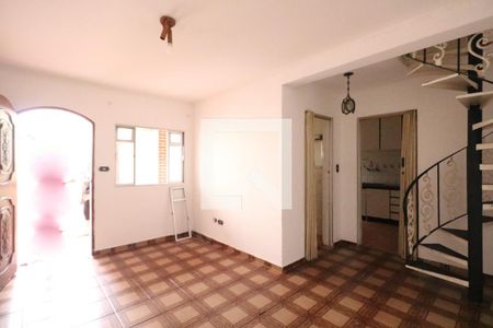 Sala de casa para alugar com 2 quartos, 105m² em Osvaldo Cruz, São Caetano do Sul