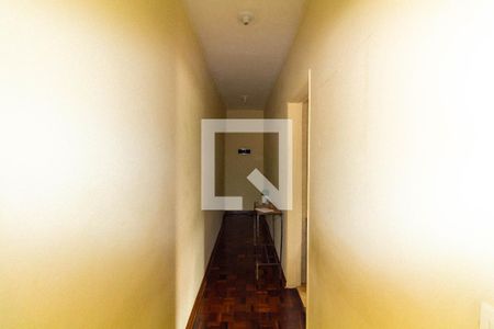 Corredor de apartamento para alugar com 1 quarto, 44m² em Vila Ema, São Paulo