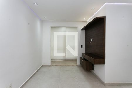 Sala de apartamento para alugar com 2 quartos, 58m² em Guaiauna, São Paulo