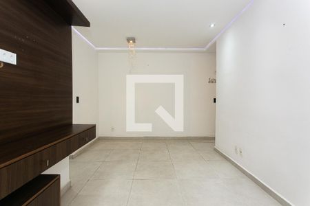 Sala de apartamento para alugar com 2 quartos, 58m² em Guaiauna, São Paulo