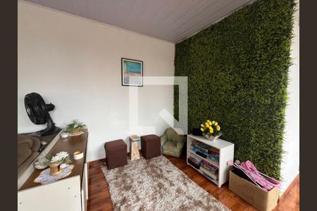Casa à venda com 2 quartos, 188m² em Vila Helena, Santo André