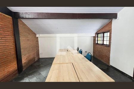 Casa à venda com 3 quartos, 224m² em Vila Progresso, Niterói