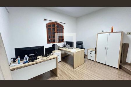 Casa à venda com 3 quartos, 224m² em Vila Progresso, Niterói