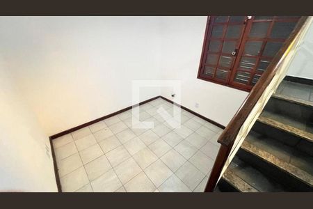Casa à venda com 3 quartos, 224m² em Vila Progresso, Niterói