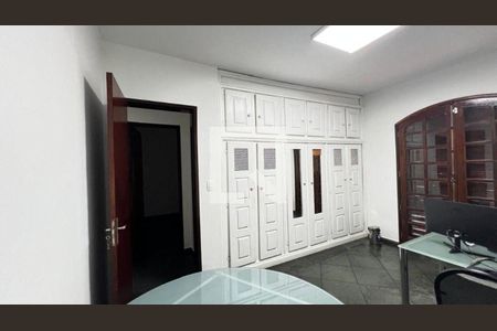 Casa à venda com 3 quartos, 224m² em Vila Progresso, Niterói