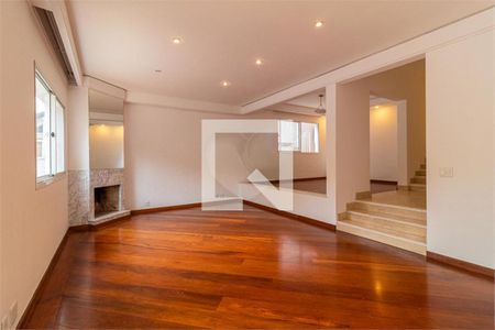 Casa à venda com 4 quartos, 369m² em Jardim dos Estados, São Paulo