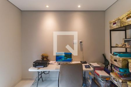 Escritório de casa de condomínio para alugar com 4 quartos, 300m² em Jardim Rodeio, Mogi das Cruzes