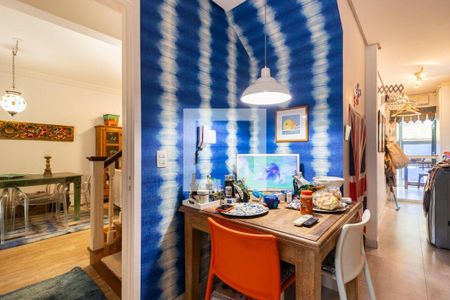 Casa à venda com 3 quartos, 206m² em Residencial Onze (Alphaville), Santana de Parnaíba