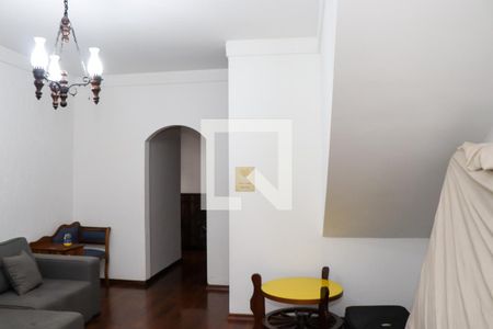 Sala de casa para alugar com 3 quartos, 140m² em Vila Gilda, Santo André