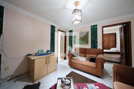 Sala/Cozinha de casa para alugar com 8 quartos, 300m² em Jardim de Lorenzo, São Paulo