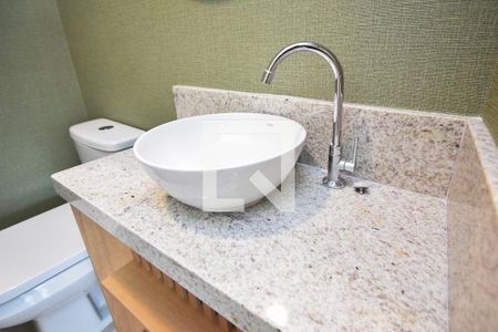 lavabo de apartamento para alugar com 2 quartos, 78m² em Pinheiros, São Paulo
