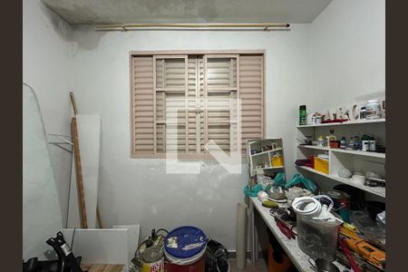 Quarto 2 de casa para alugar com 3 quartos, 330m² em Moinho Velho, São Paulo