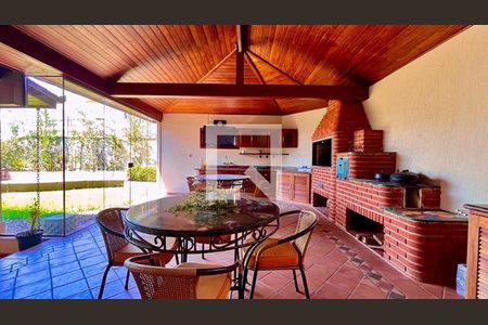 Casa para alugar com 4 quartos, 590m² em Morada dos Pinheiros (Aldeia da Serra), Barueri