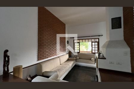 Casa para alugar com 3 quartos, 324m² em Granja Viana, Cotia