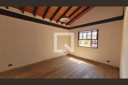 Casa para alugar com 4 quartos, 269m² em Morada dos Pássaros, Barueri