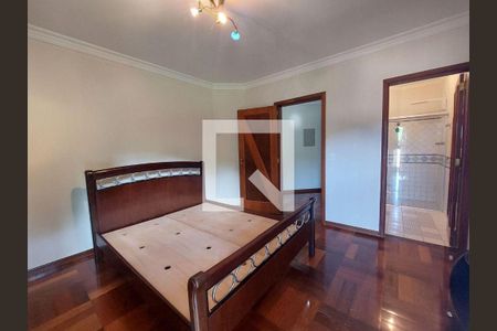 Casa para alugar com 4 quartos, 436m² em São Paulo II, Cotia