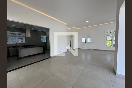 Casa à venda com 4 quartos, 322m² em Morada dos Pássaros, Barueri