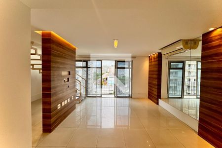 Apartamento para alugar com 4 quartos, 200m² em Botafogo, Rio de Janeiro