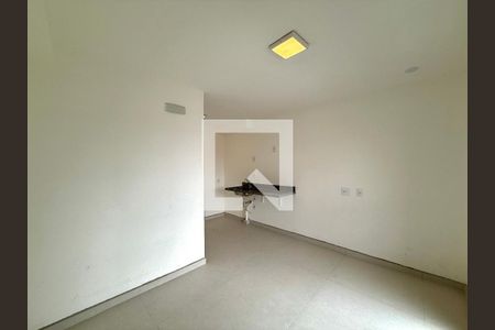 Quarto de kitnet/studio à venda com 1 quarto, 24m² em Vila Cordeiro, São Paulo