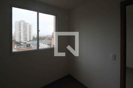 Quarto de apartamento para alugar com 2 quartos, 34m² em Vila Antonieta, São Paulo