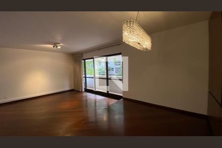 Apartamento para alugar com 3 quartos, 210m² em Higienópolis, São Paulo