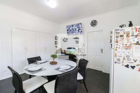 Casa à venda com 4 quartos, 600m² em Jardim Guedala, São Paulo