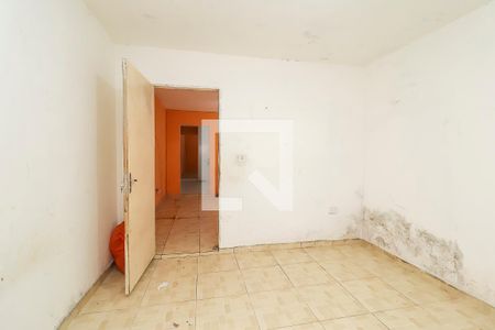 Quarto 1 de casa para alugar com 2 quartos, 80m² em Parque Guaianazes, São Paulo