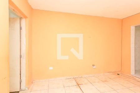 Sala de casa para alugar com 2 quartos, 80m² em Parque Guaianazes, São Paulo