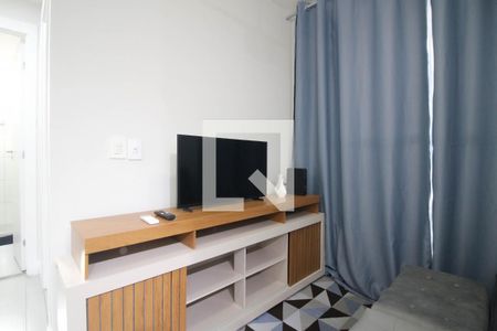 Sala de apartamento para alugar com 2 quartos, 50m² em Viga, Nova Iguaçu