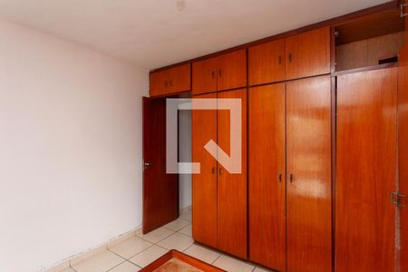 Quarto 1 de casa à venda com 2 quartos, 700m² em Jardim Orly, São Paulo