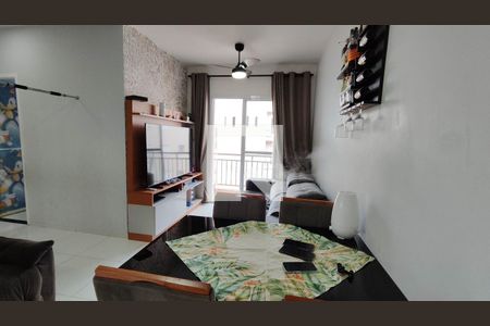 Sala de estar / jantar de apartamento para alugar com 2 quartos, 47m² em Jardim Rodrigues Alves, Ferraz de Vasconcelos