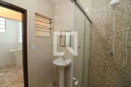 Banheiro de casa para alugar com 1 quarto, 80m² em Vila Prudente, São Paulo