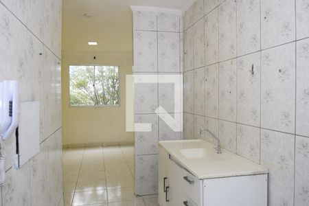 Cozinha de apartamento para alugar com 2 quartos, 37m² em Jardim Dom José, Embu das Artes