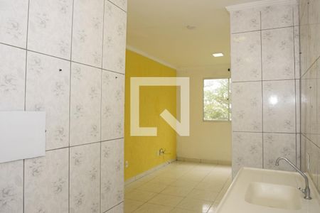 Cozinha de apartamento para alugar com 2 quartos, 37m² em Jardim Dom José, Embu das Artes