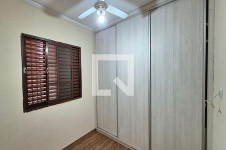 Quarto 1  de apartamento para alugar com 2 quartos, 47m² em Parque São Jorge, Campinas