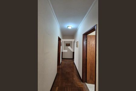 Corredor  de casa à venda com 3 quartos, 276m² em Jardim Carlos Lourenço, Campinas