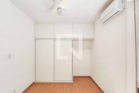 Quarto  de apartamento à venda com 2 quartos, 70m² em Botafogo, Rio de Janeiro