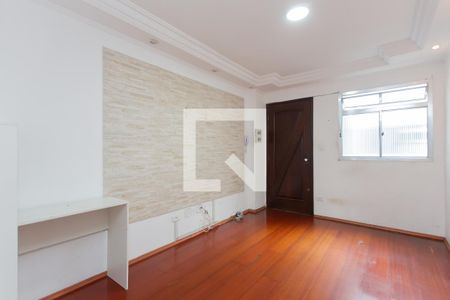 Sala de apartamento à venda com 2 quartos, 47m² em Vila Carmosina, São Paulo