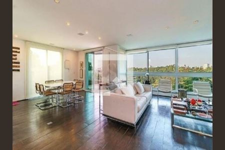 Casa de Condomínio à venda com 4 quartos, 800m² em Jardim Vitoria Regia (Zona Oeste), São Paulo