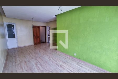 Sala de apartamento à venda com 3 quartos, 70m² em Vila da Penha, Rio de Janeiro