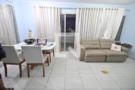 Apartamento para alugar com 2 quartos, 68m² em Setor Bueno, Goiânia