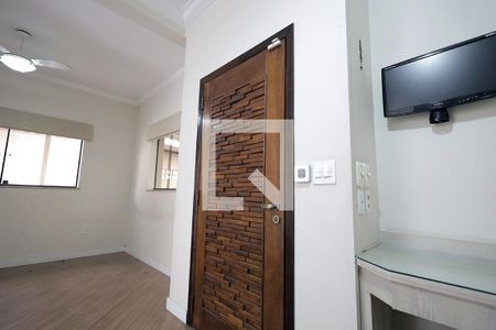 Sala de casa à venda com 3 quartos, 254m² em Vila Claudio, Santo André