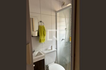 Foto 02 de casa à venda com 2 quartos, 200m² em Jardim Guanca, São Paulo