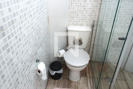Banheiro de apartamento para alugar com 1 quarto, 40m² em Gonzaga, Santos