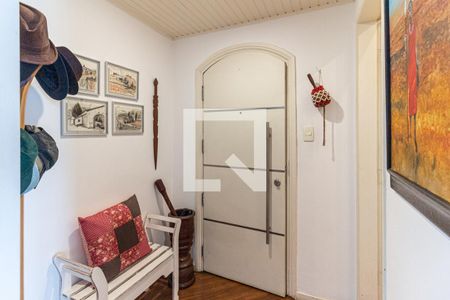 Entrada da Sala de apartamento para alugar com 3 quartos, 130m² em Higienópolis, São Paulo